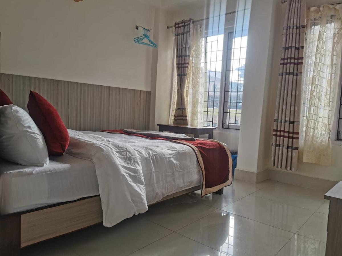 Om Bramha Hotel 加德满都 外观 照片